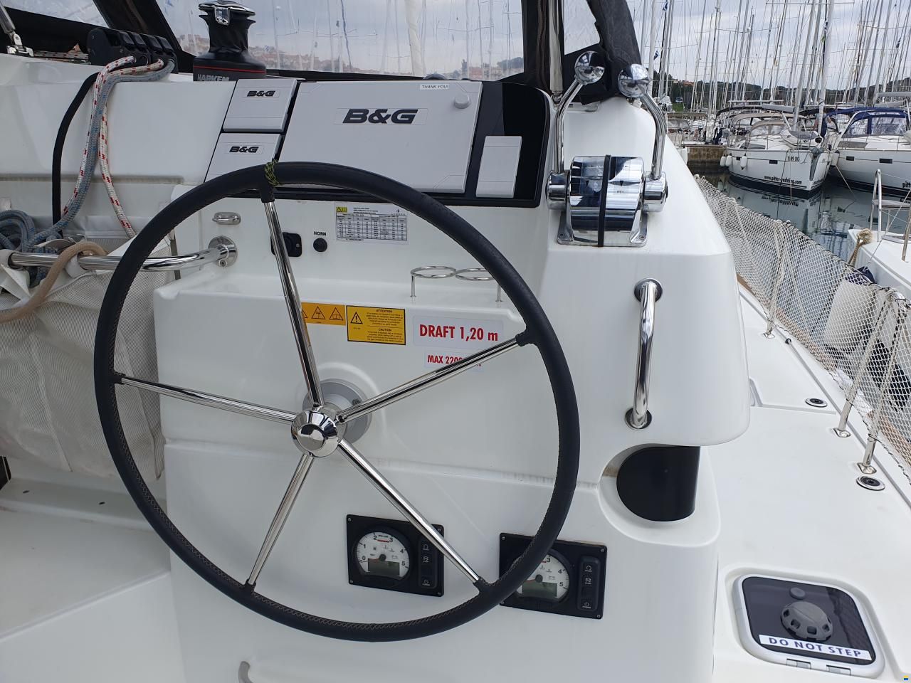 Lagoon 40