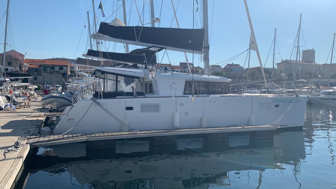 Lagoon 450 Fly