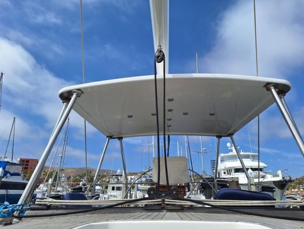 Grand Soleil 52