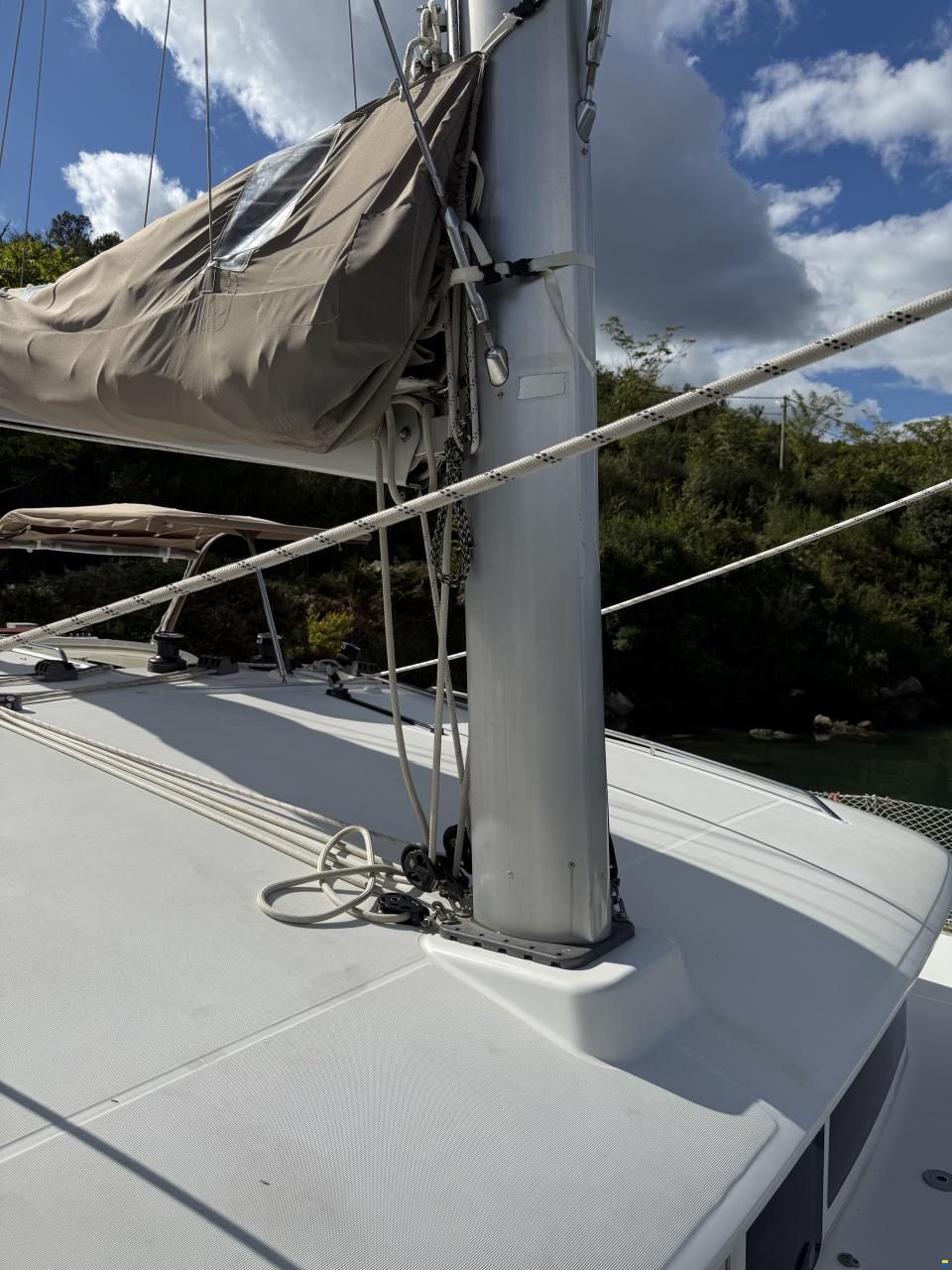 Lagoon 400