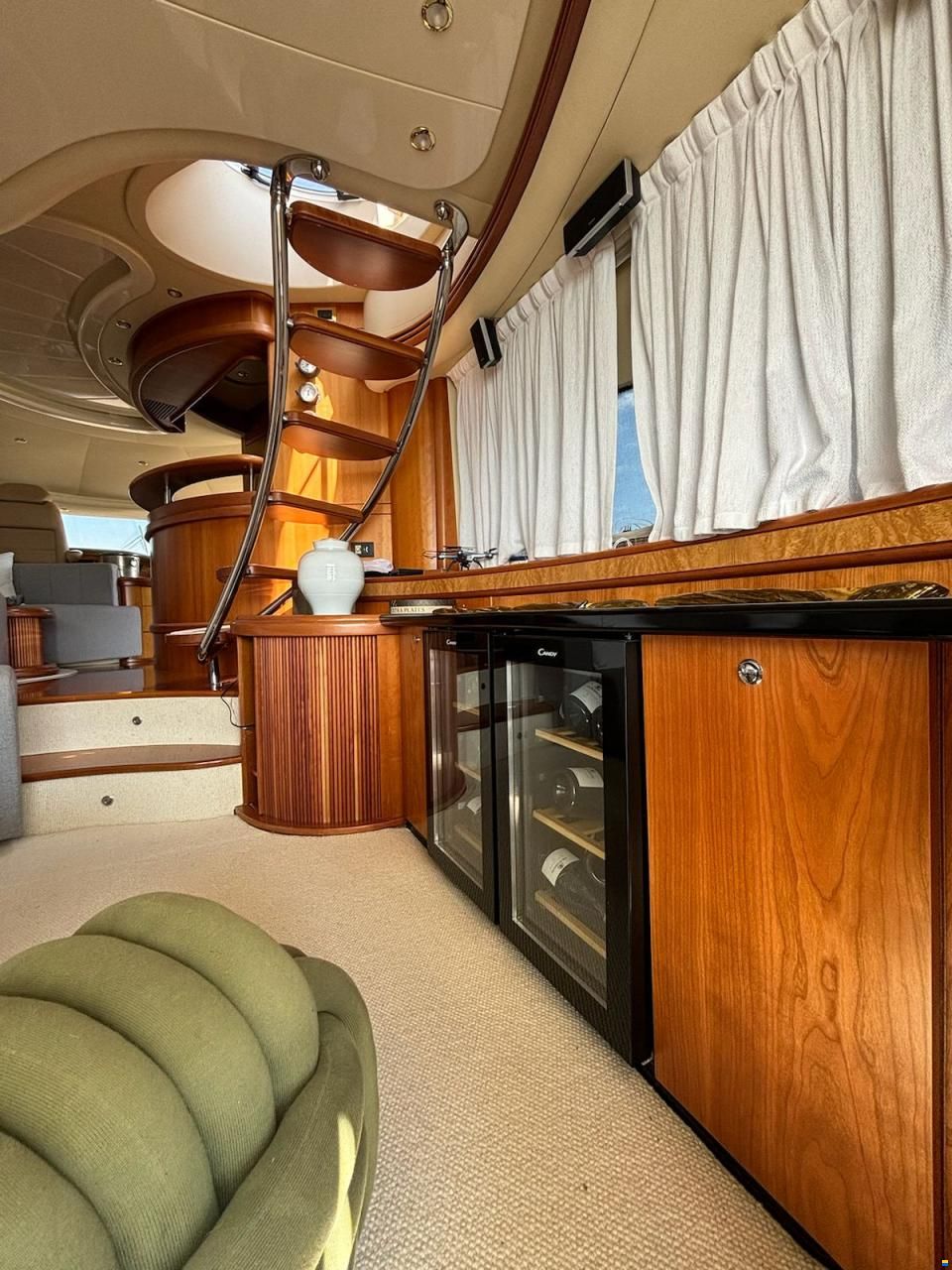 Azimut AZ 68 Fly
