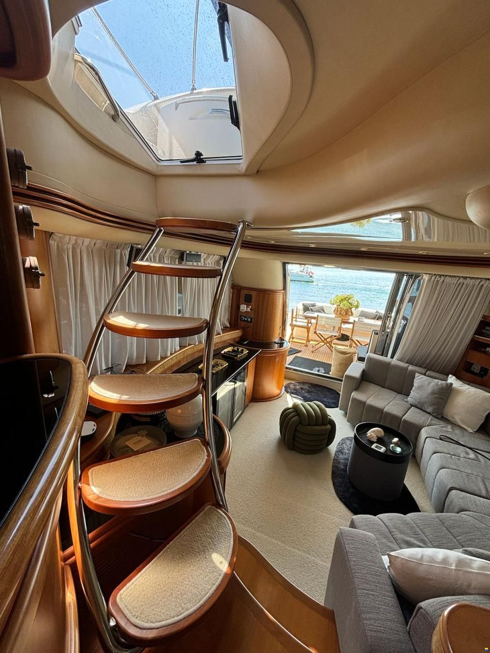Azimut AZ 68 Fly
