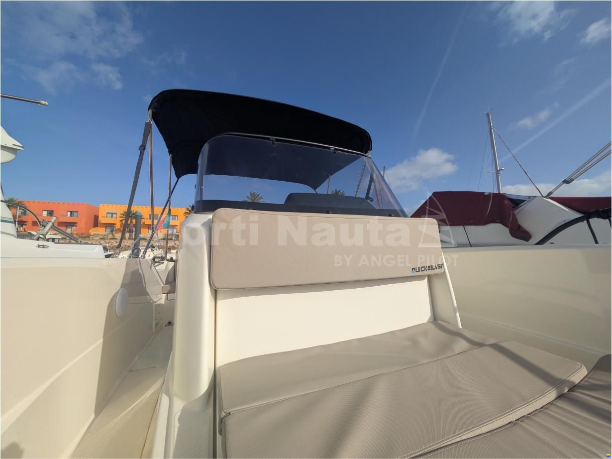 Quicksilver Activ 605 Open