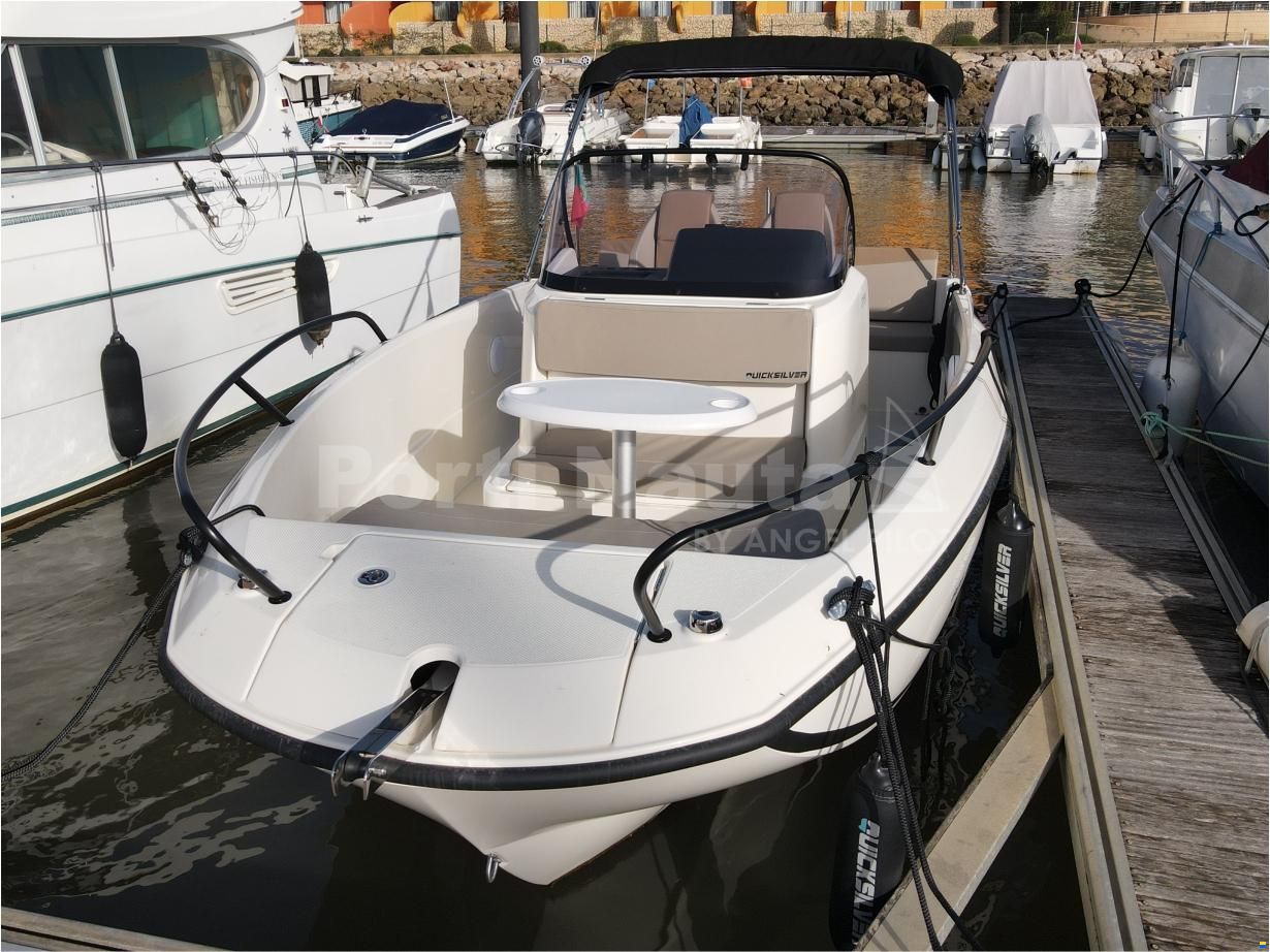 Quicksilver Activ 605 Open