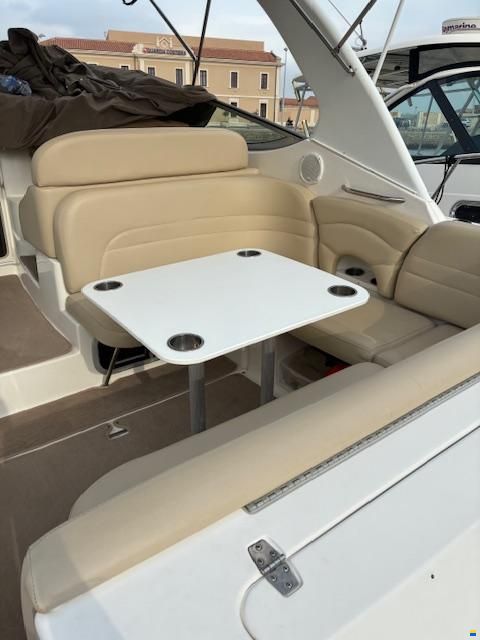 Chaparral 310 Signature