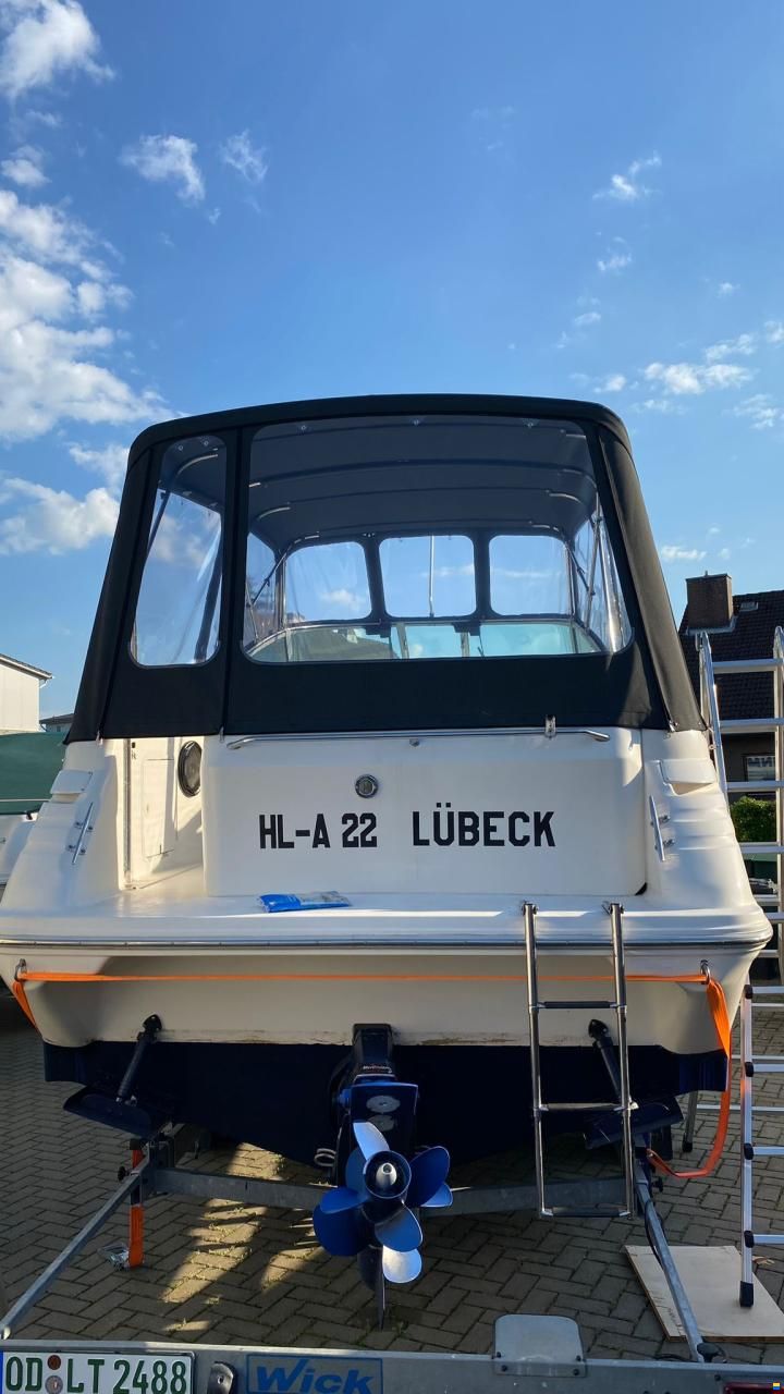 Sea Ray Sundancer 270