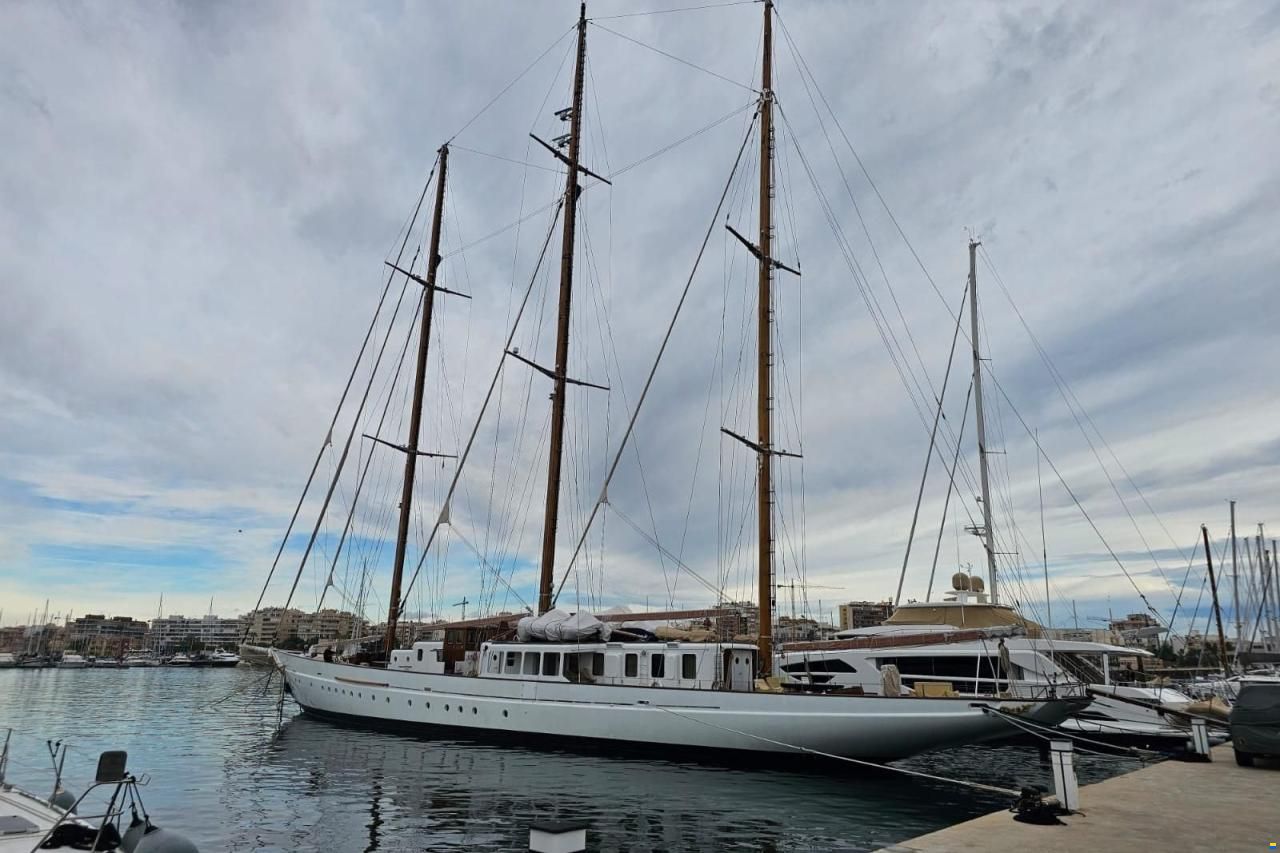 De Vries Lentsch Three Mast Schooner