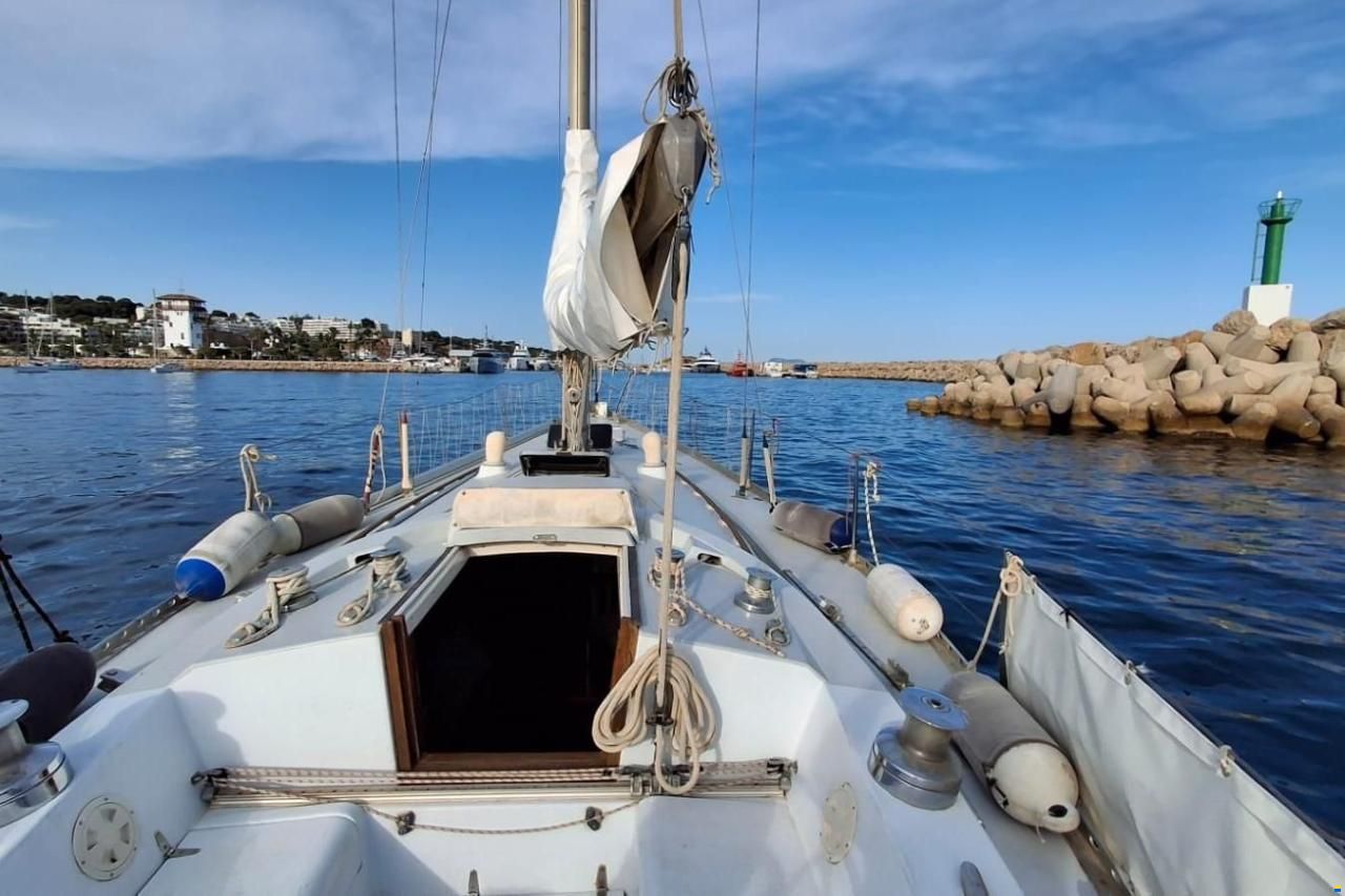 Westwind 35