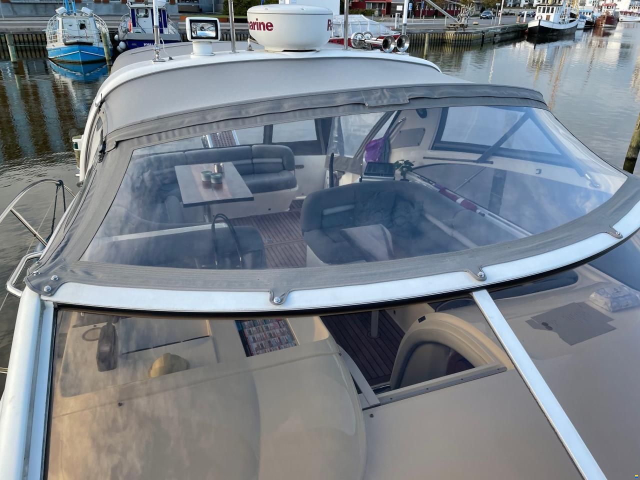 Princess V42