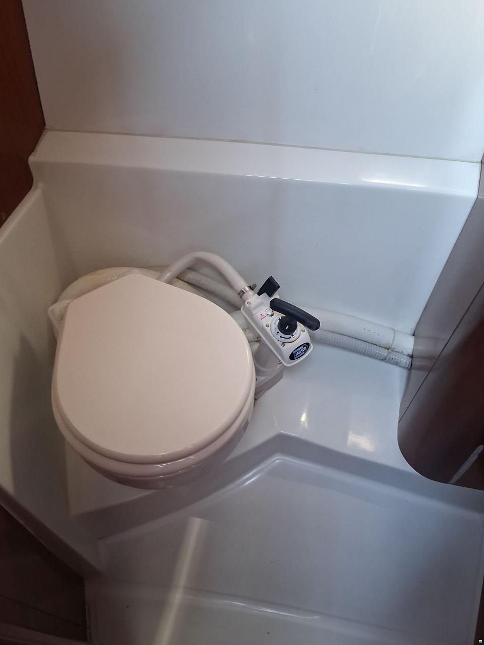 Beneteau Antares 8.8