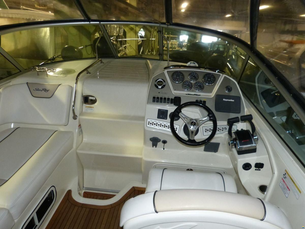 Sea Ray 305 SUNDANCER