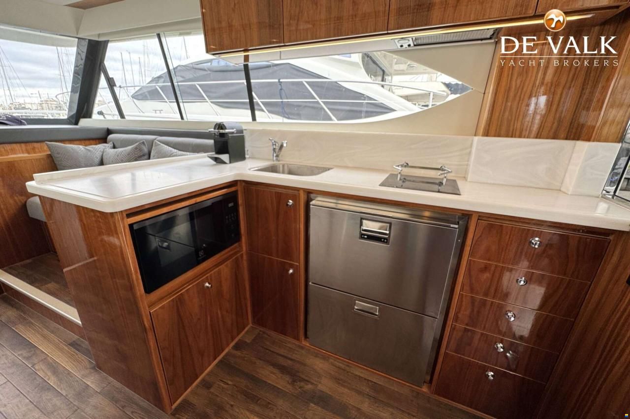 Riviera 39 Open Flybridge