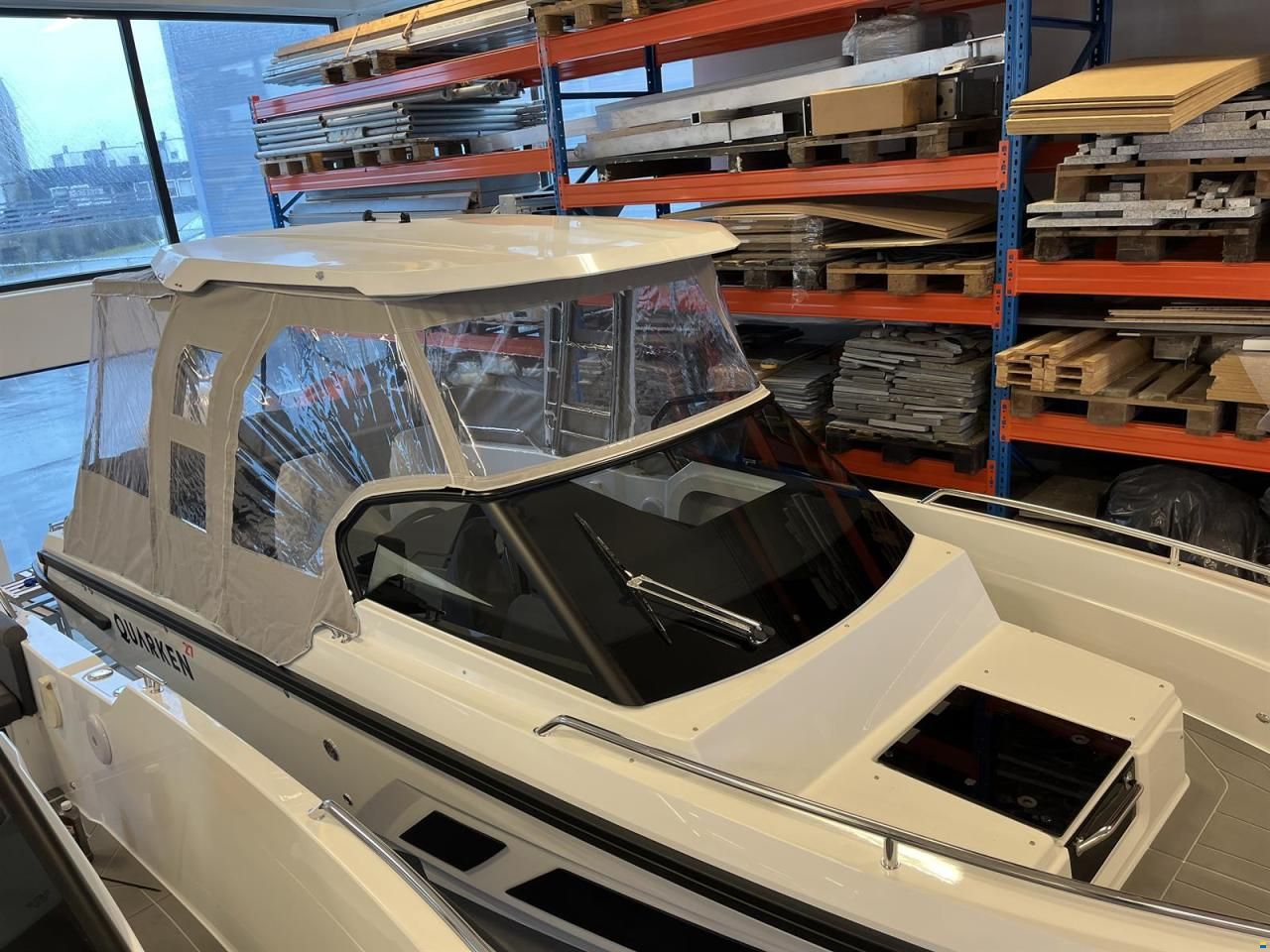 Quarken 27 T-Top
