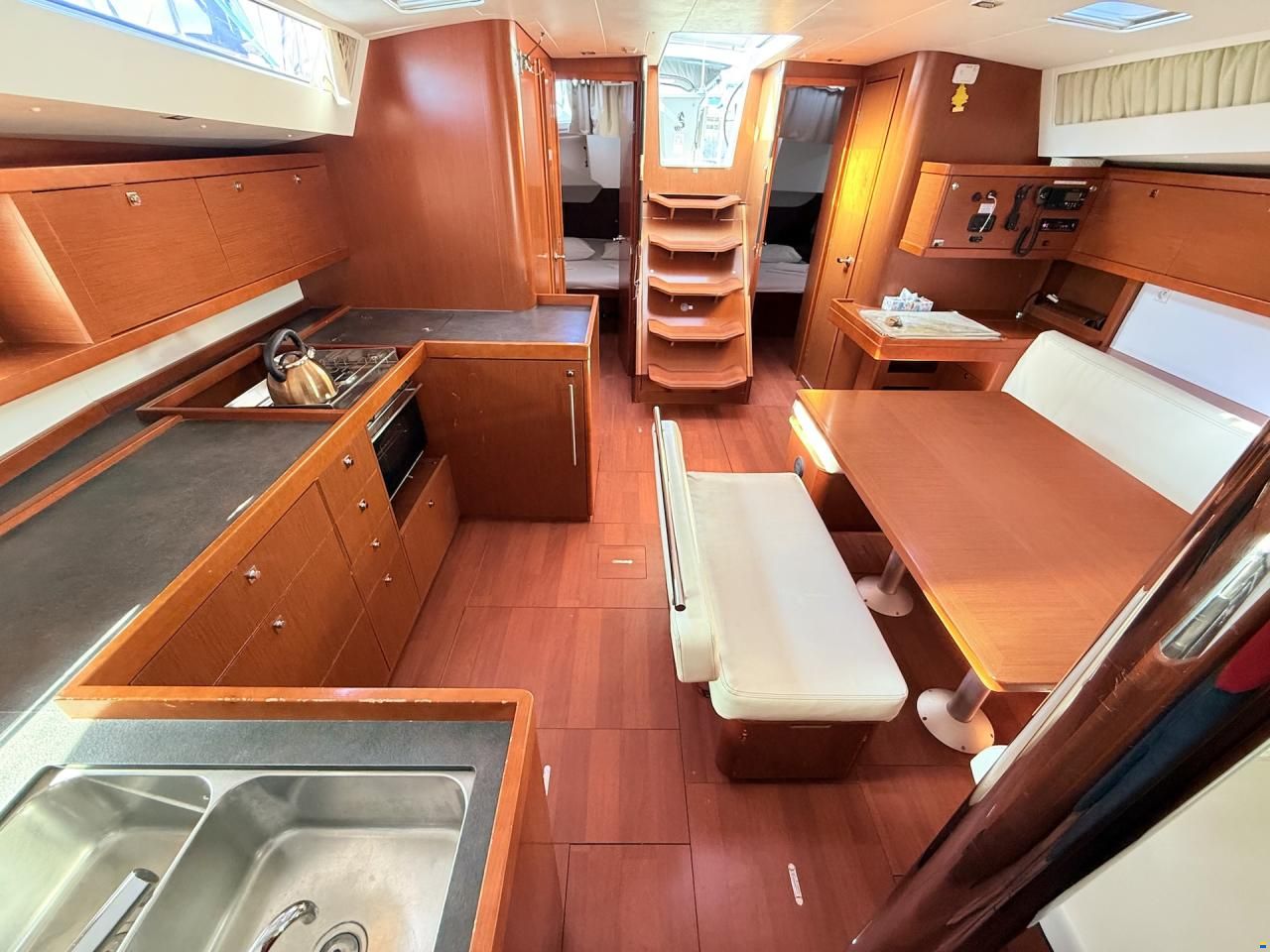 Beneteau Oceanis 48
