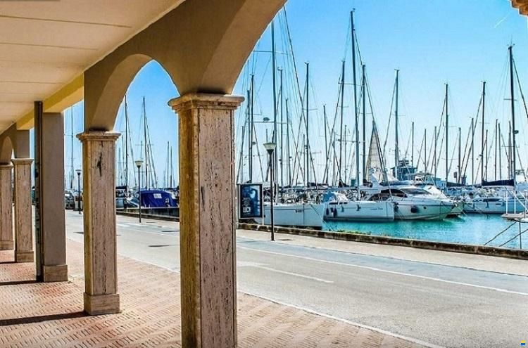 Posto barca 25 M - Porto Turistico di Ro