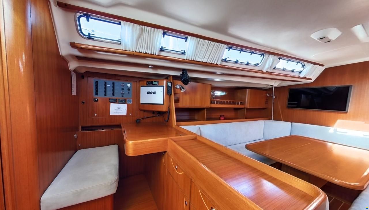 X-Yachts 50