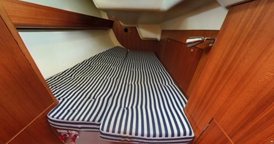 X-Yachts 50