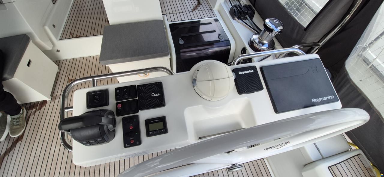 Jeanneau 64 Yacht
