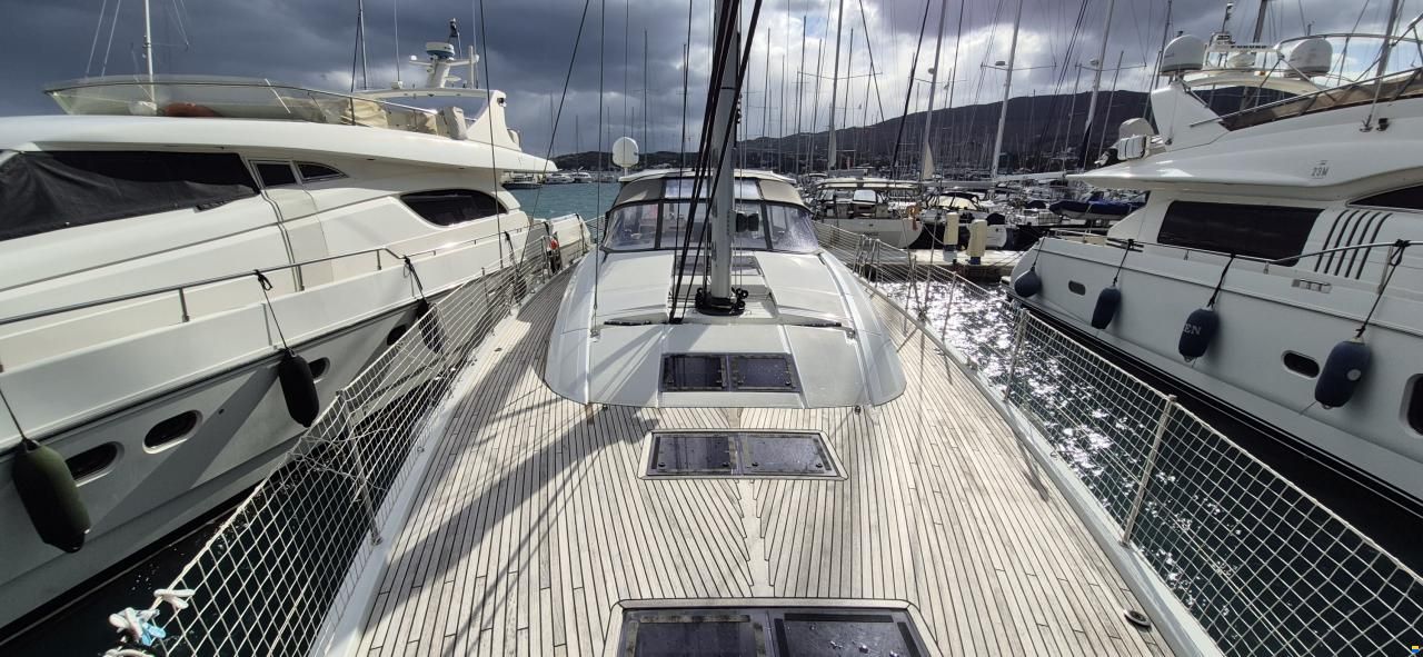 Jeanneau 64 Yacht