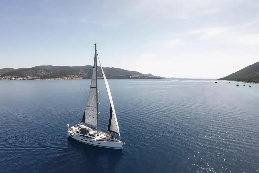 Jeanneau 64 Yacht