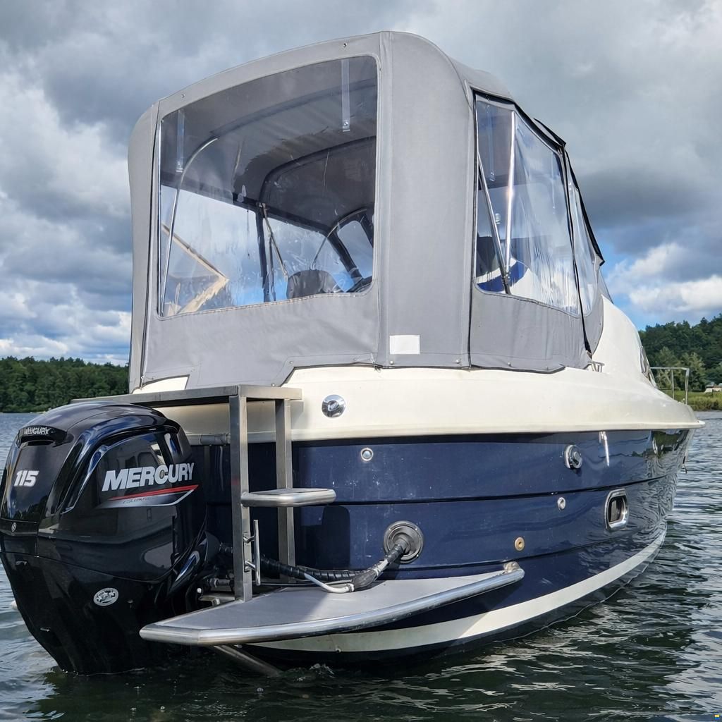 Aqua Royal 780 Cabin