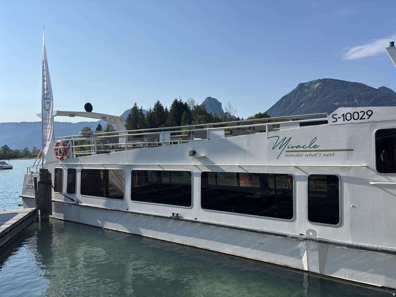 Fahrgastschiff