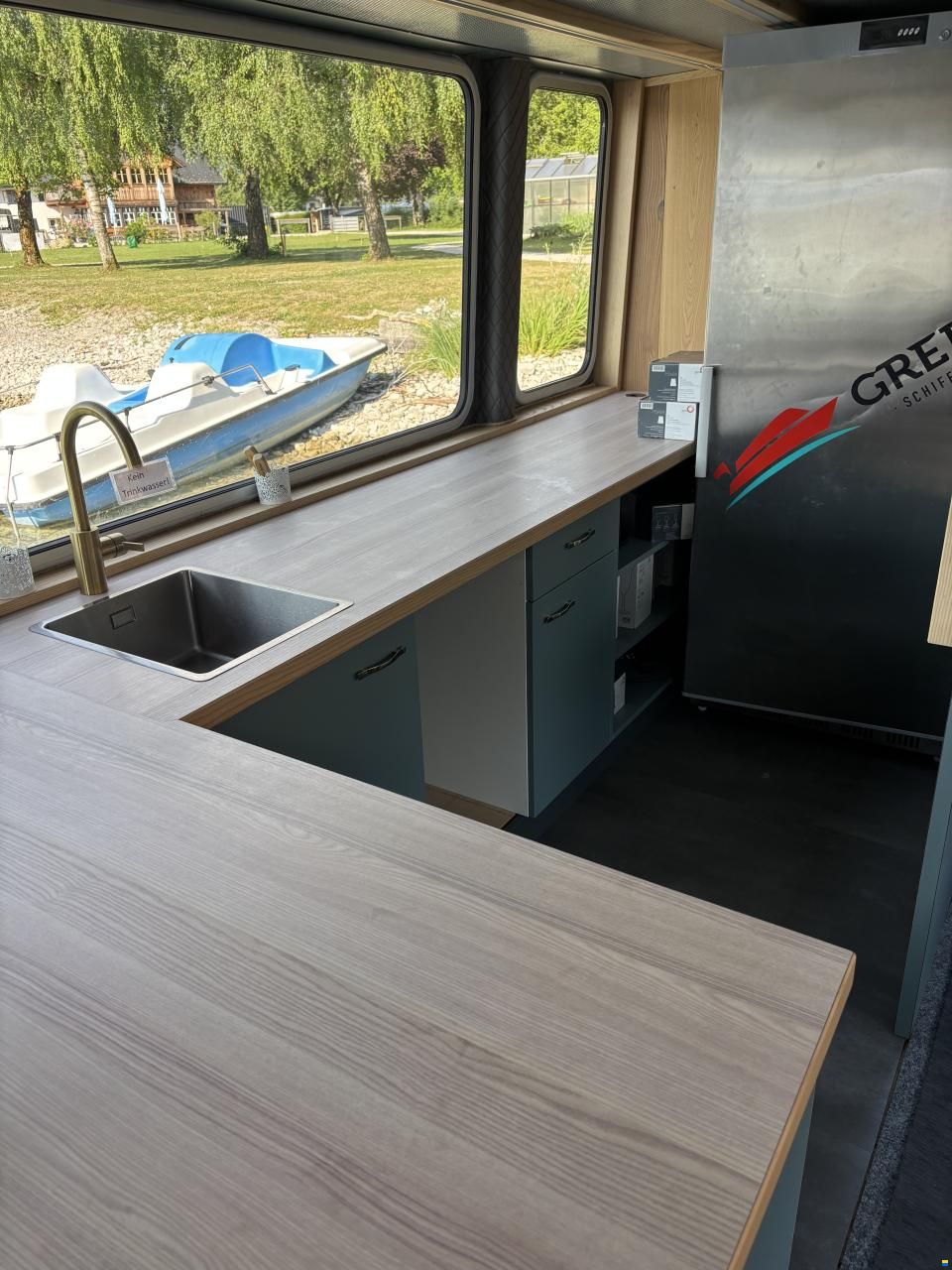 Fahrgastschiff