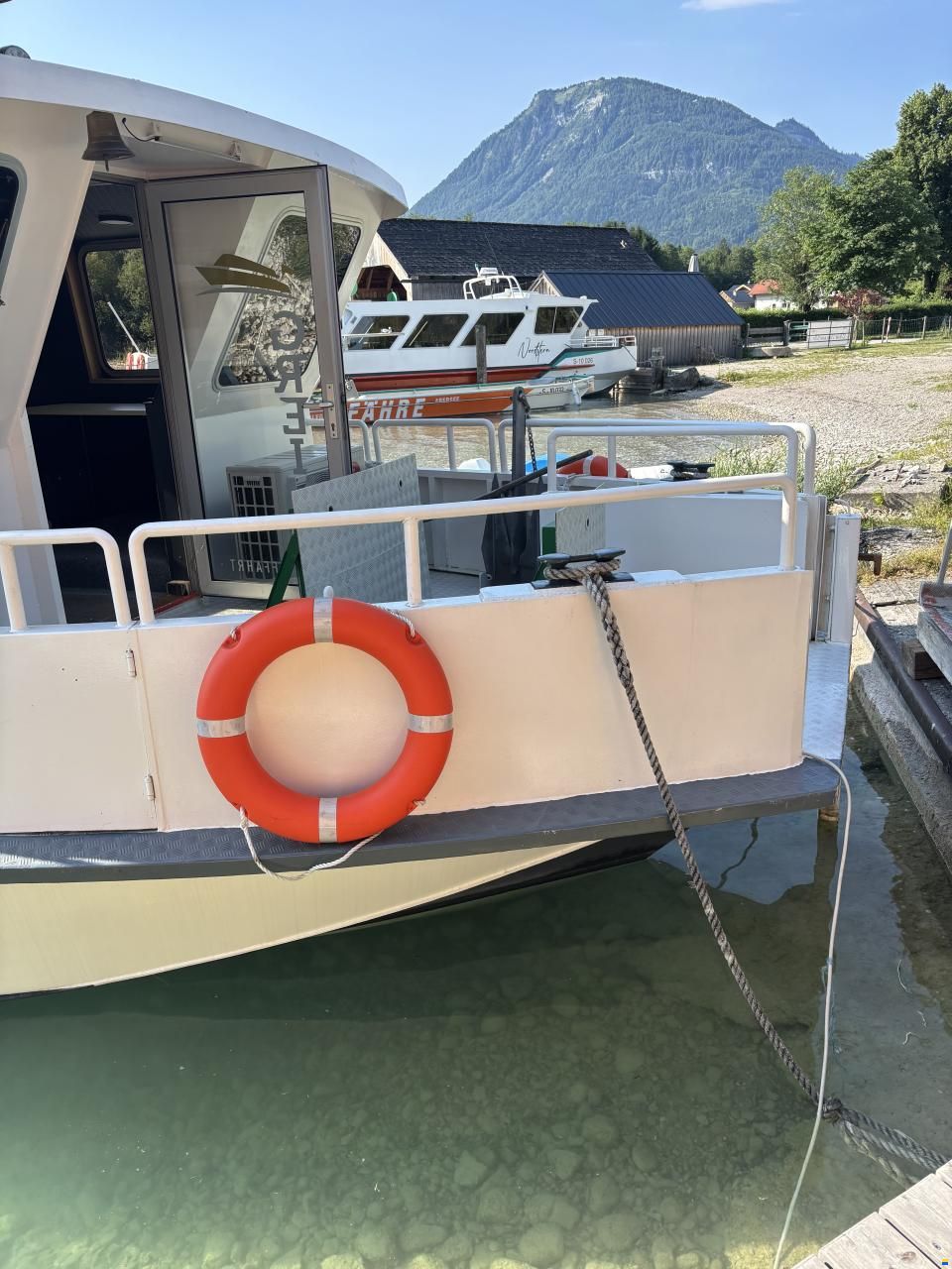 Fahrgastschiff