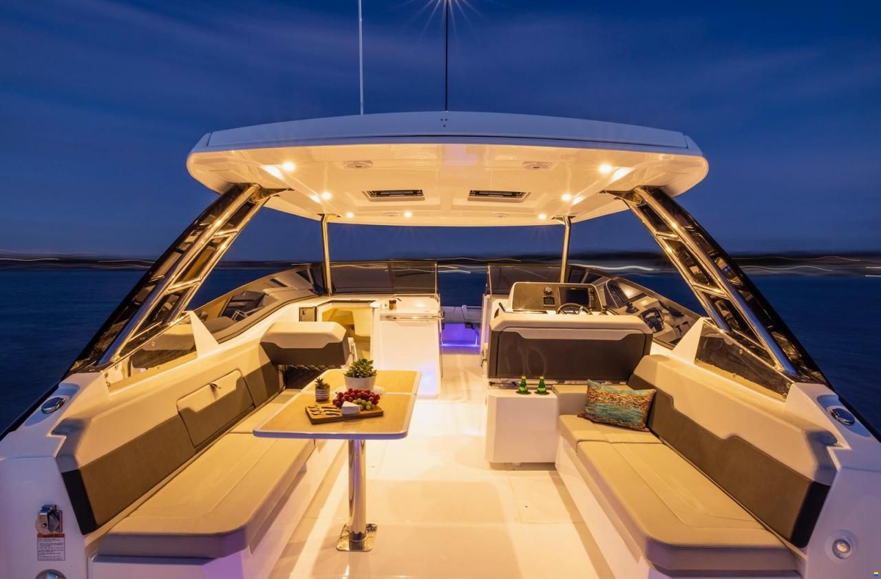 Aquila Catamarans 32 SPORT
