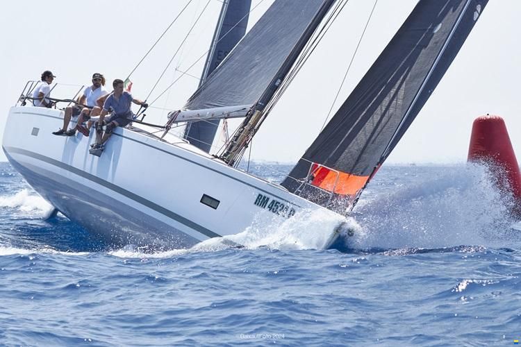 SLY YACHTS 47