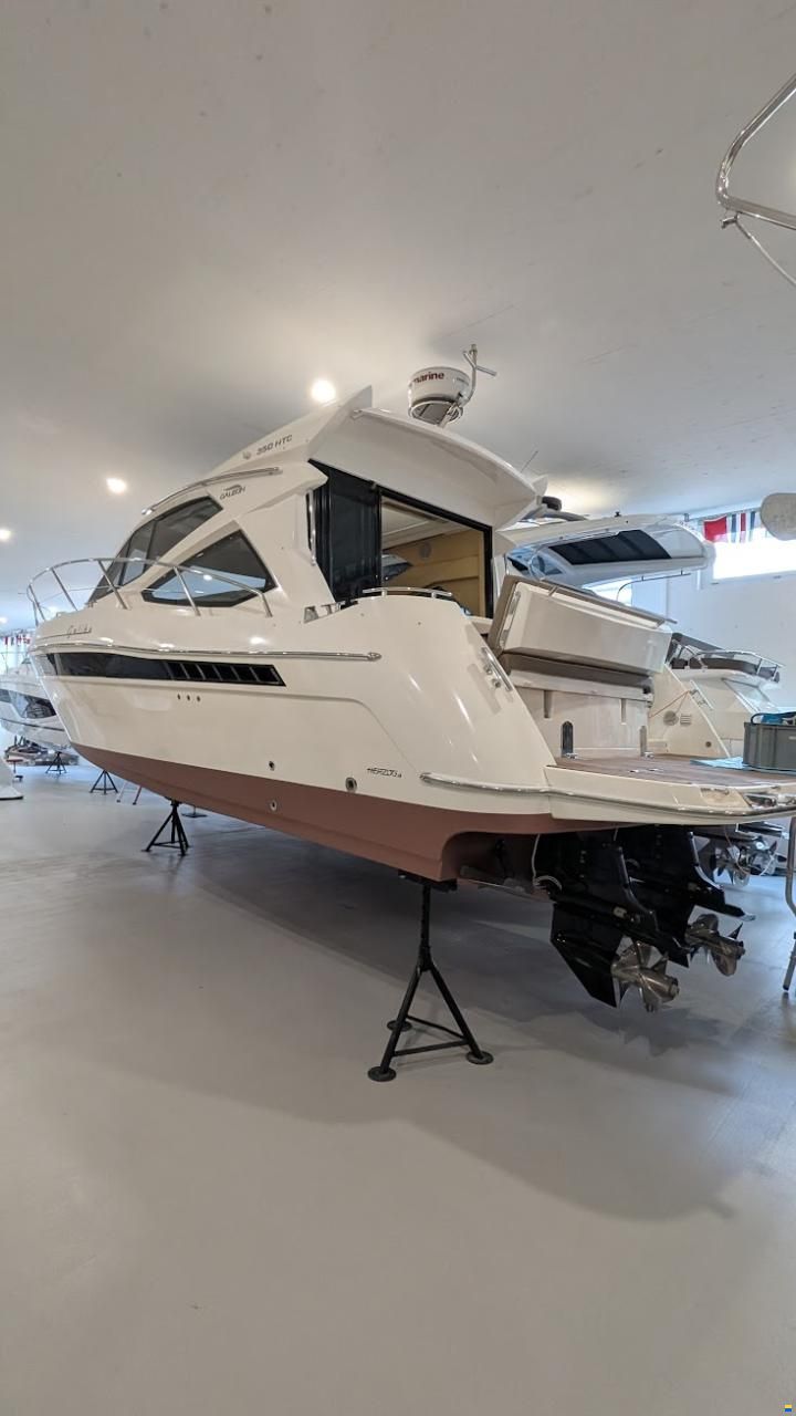 Galeon 350 HTC