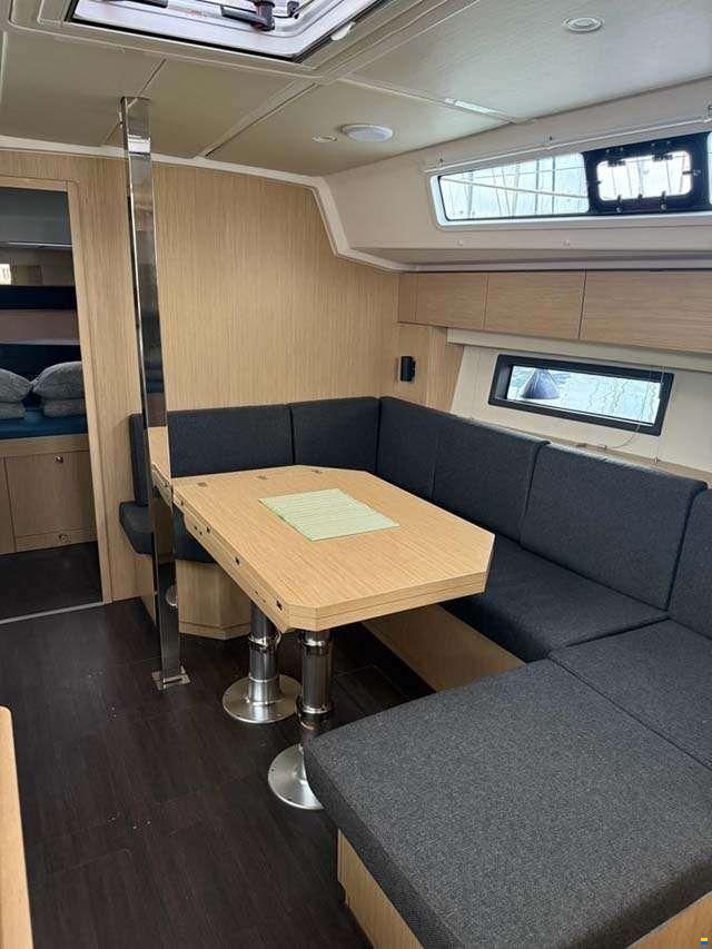 Bavaria C42