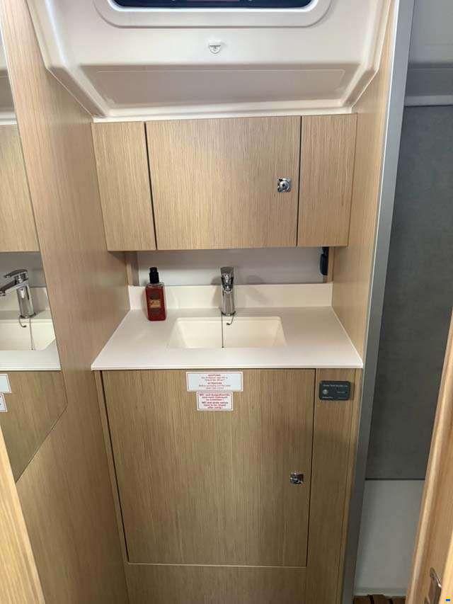 Bavaria C42