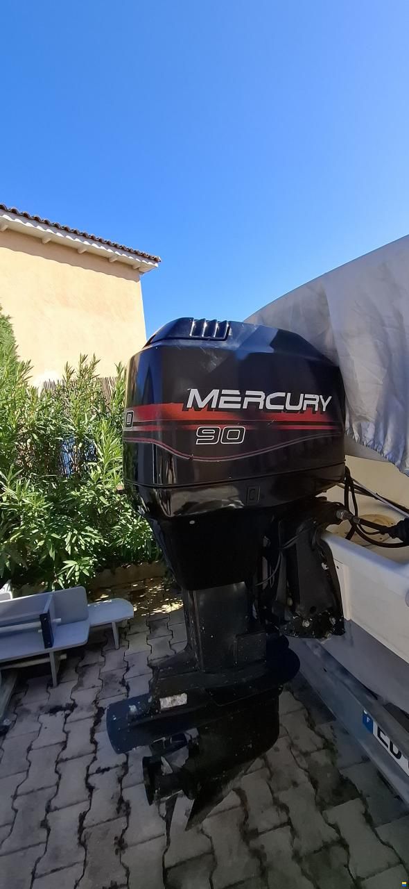 Quicksilver 520 Open