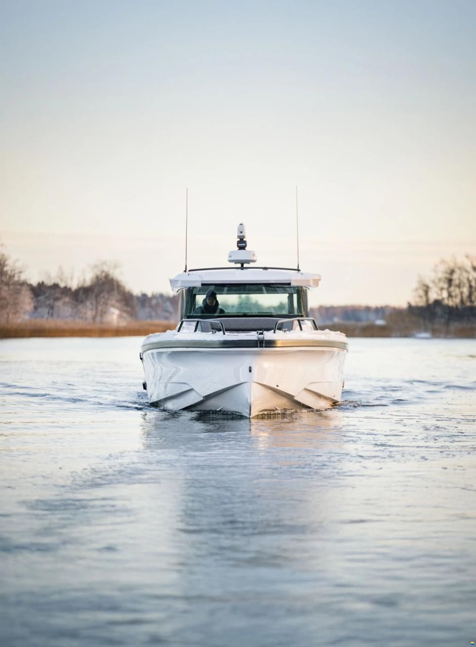 Axopar 38 Cross Cabin