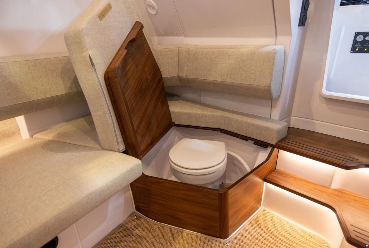 Axopar 38 Cross Cabin