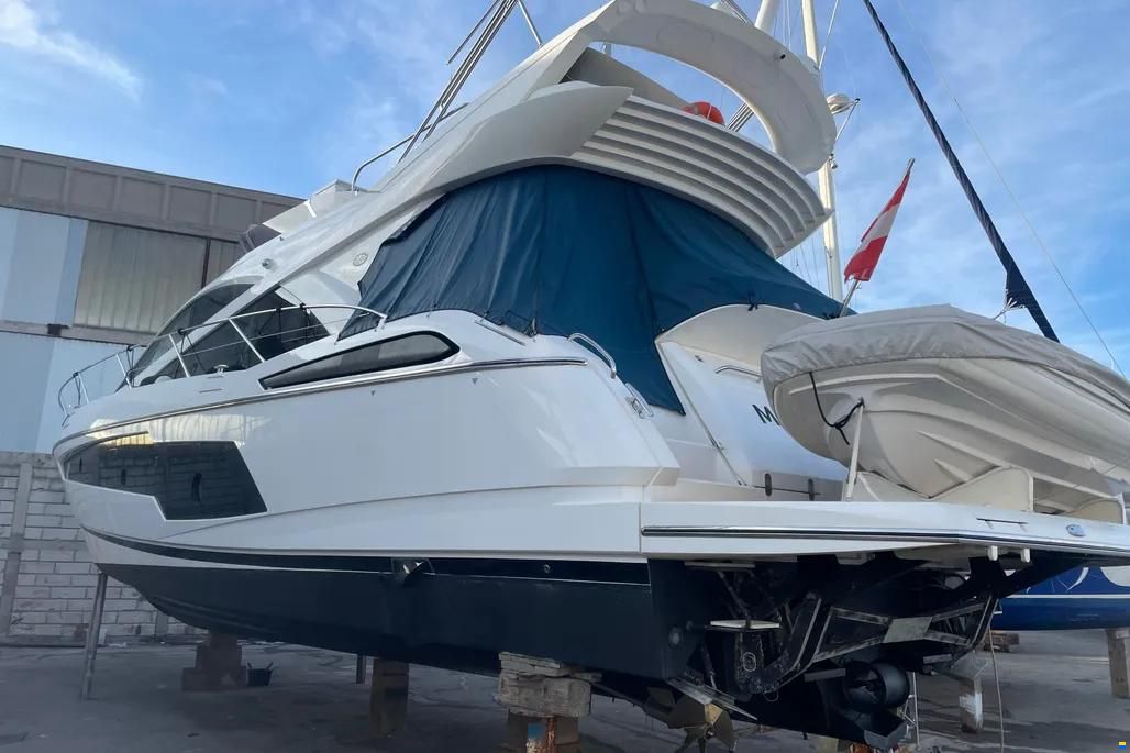 Sunseeker Manhatten 55