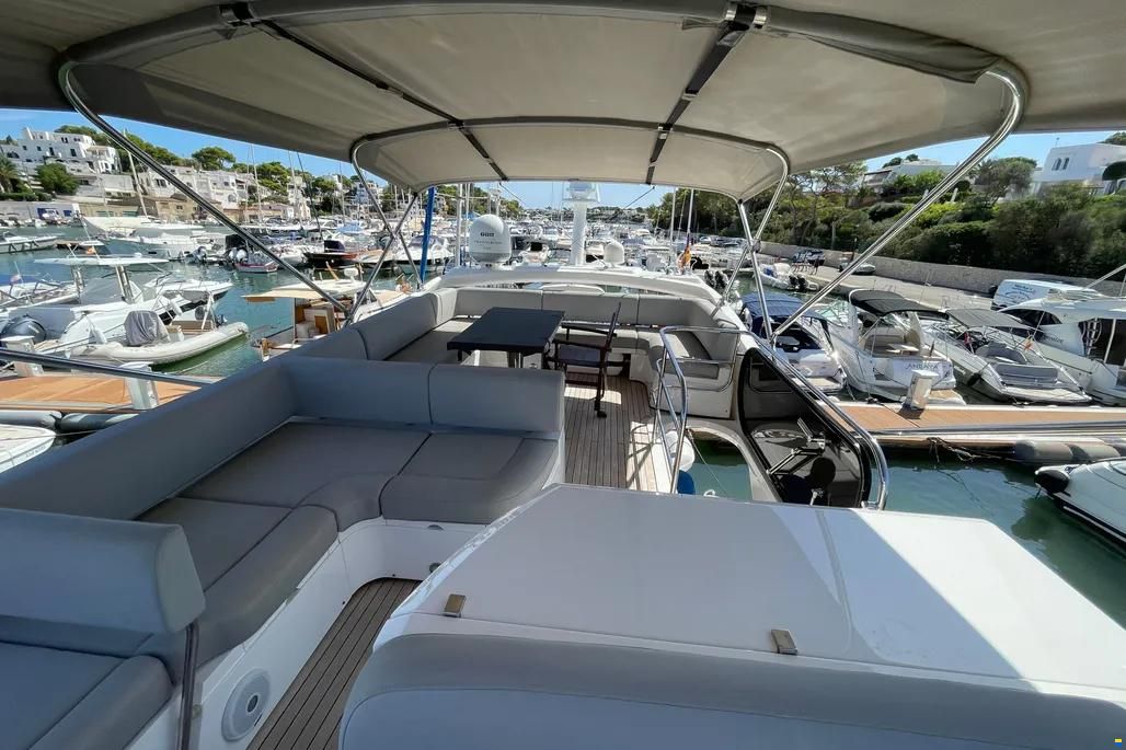 Sunseeker Manhatten 55