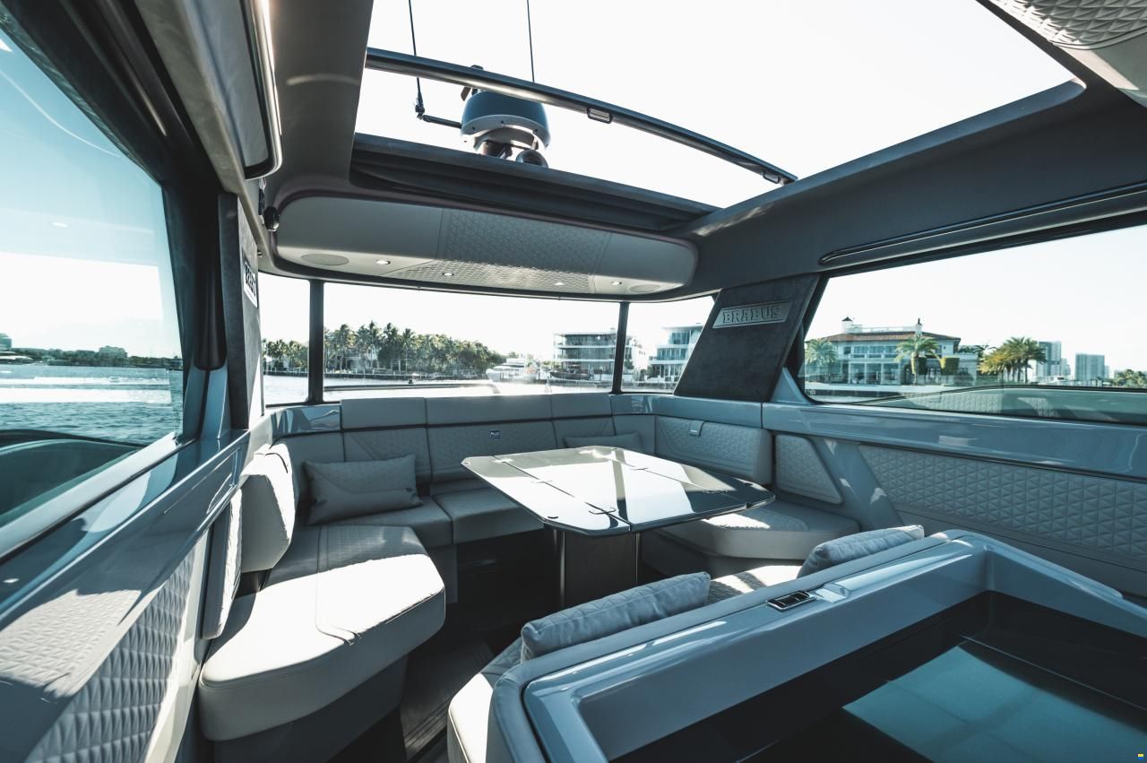 Brabus Shadow 1500 Cross Cabin