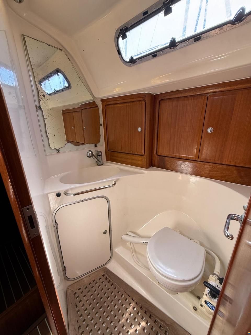 Bavaria 42 Cruiser