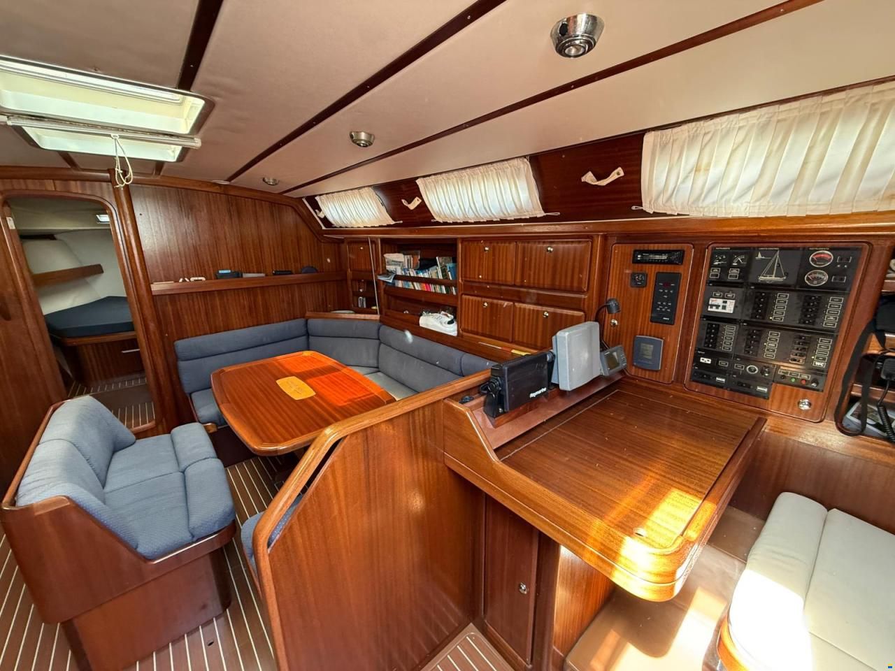Bavaria 42 Cruiser