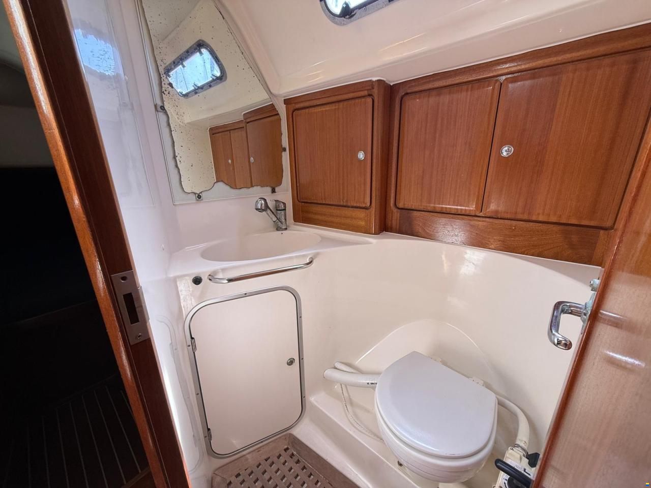 Bavaria 42 Cruiser