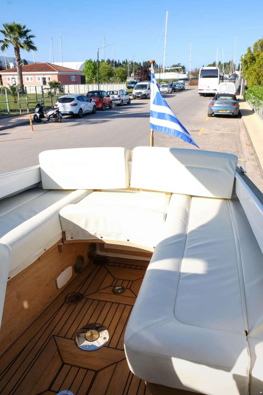 CYB Motor Yacht