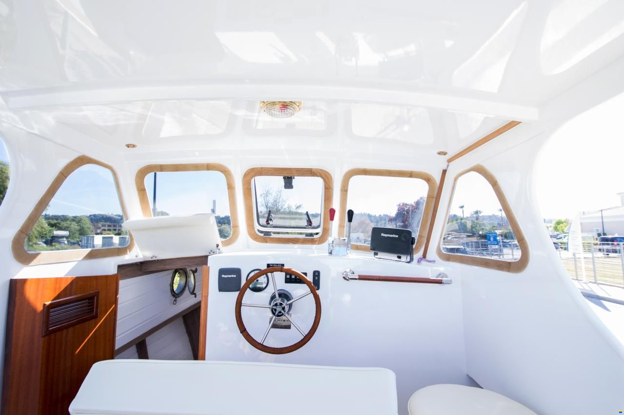 CYB Motor Yacht