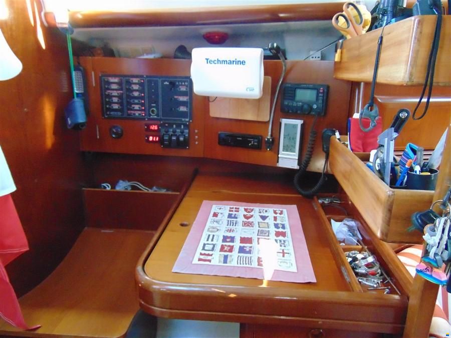 Beneteau Oceanis Clipper 393