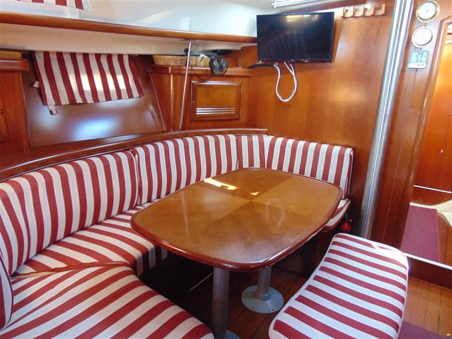Beneteau Oceanis Clipper 393