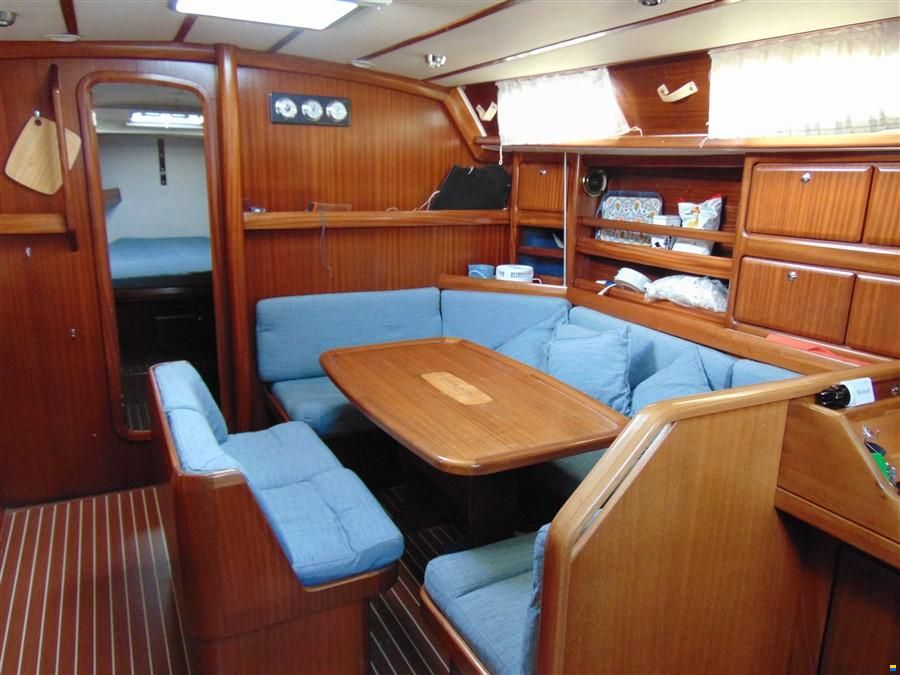 Bavaria 42