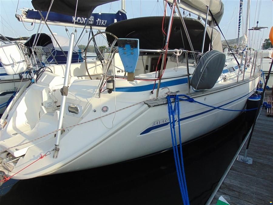 Bavaria 42