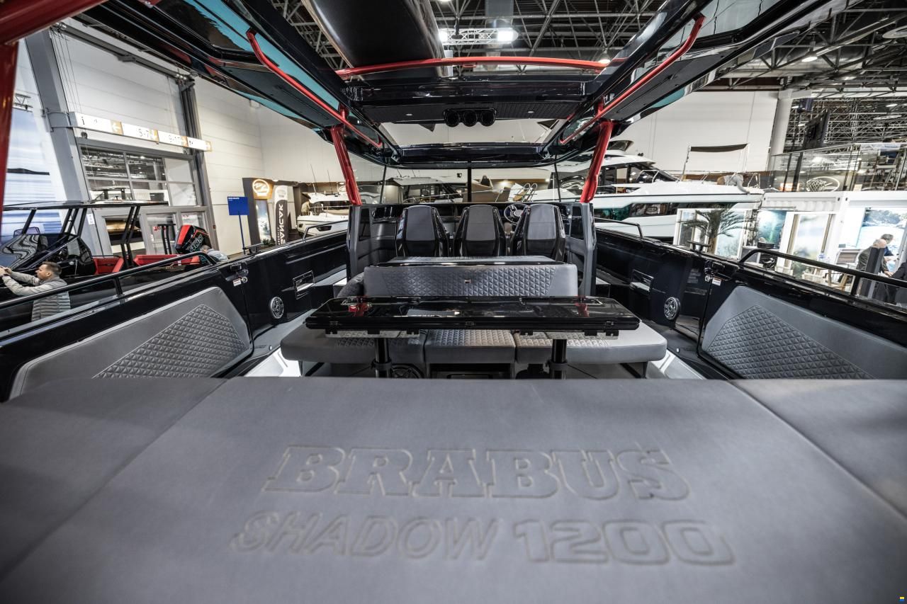 Brabus Shadow 1200 Cross-Top