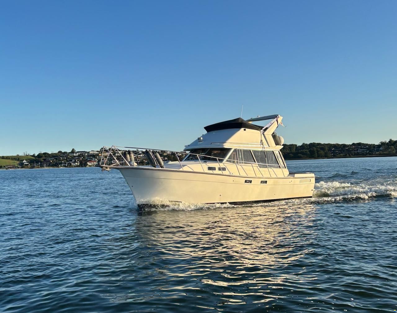 Bayliner 3288 Fly